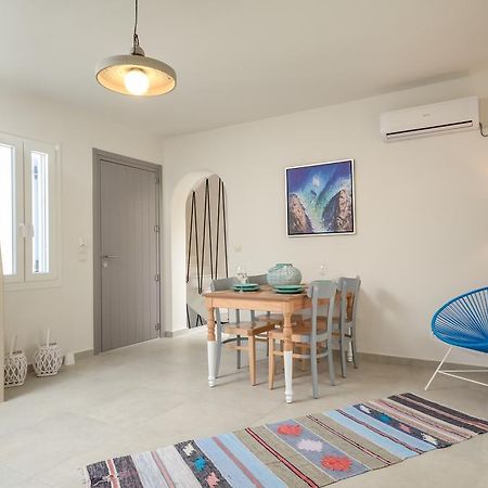Plaka Collection Villa ภายนอก รูปภาพ